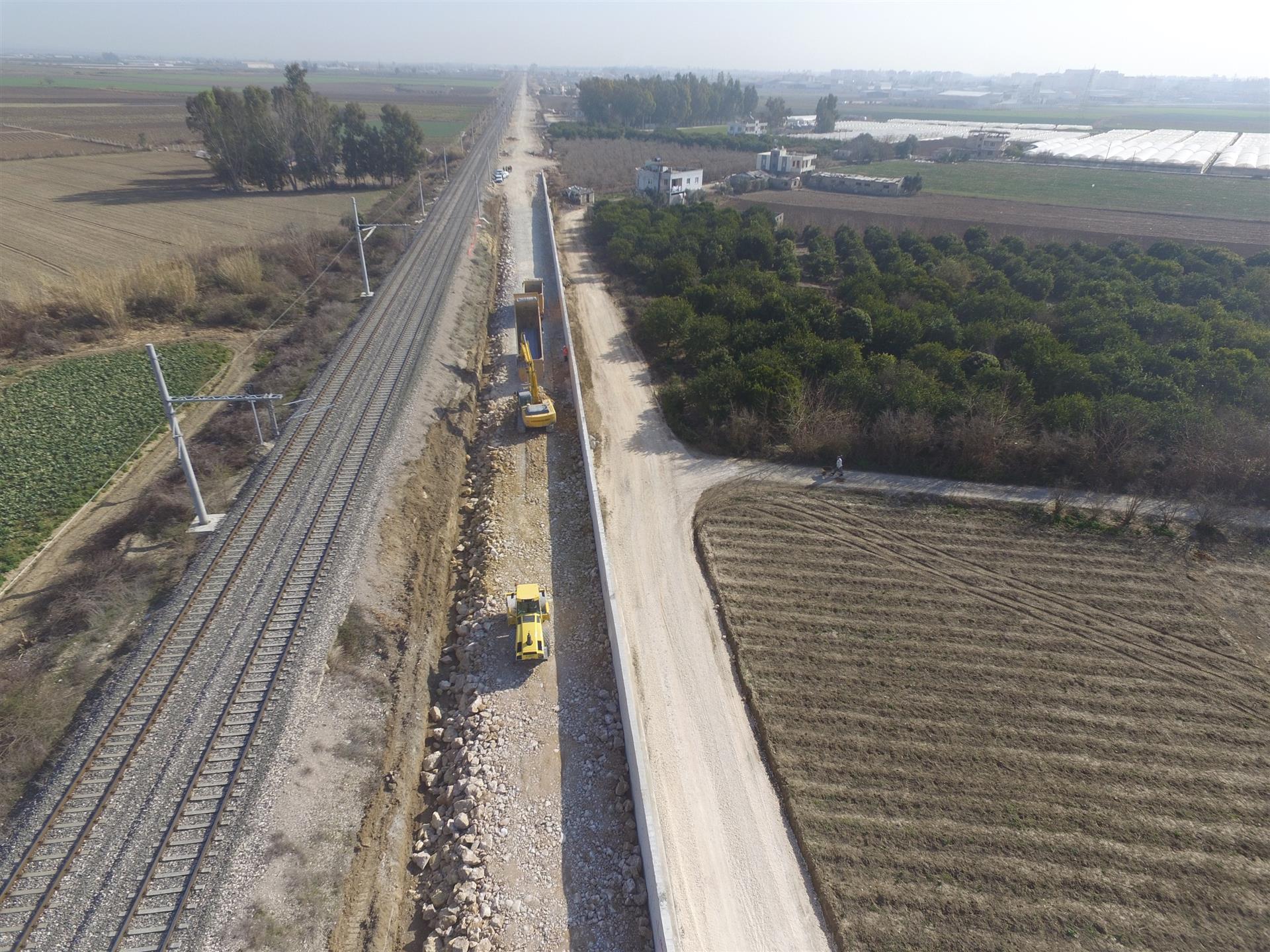 Adana-Mersin istasyonları arasında mevcut hattın yanına 3. ve 4. hat ilave edilmesi işi