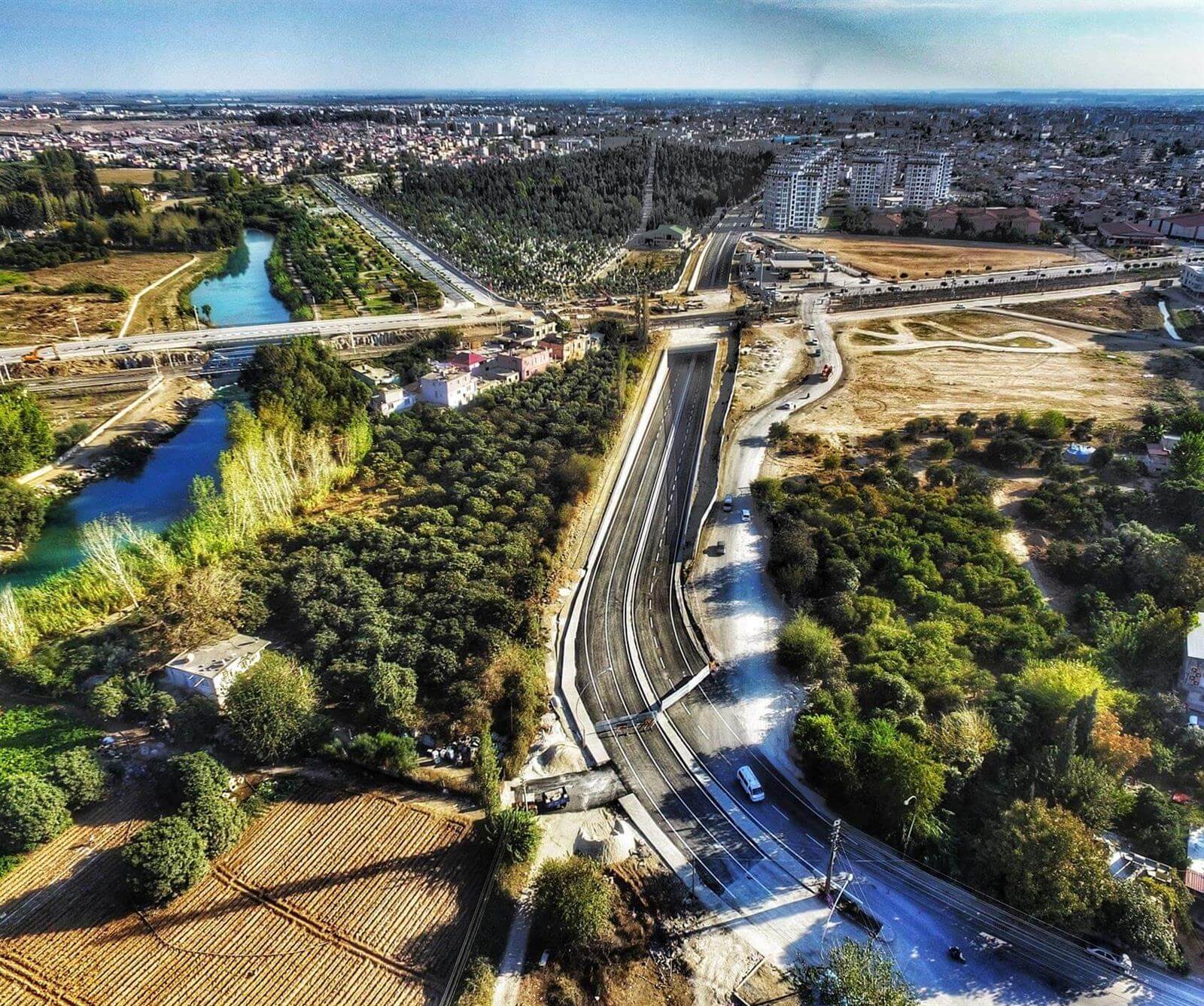 Adana-Mersin istasyonları arasında mevcut hattın yanına 3. ve 4. hat ilave edilmesi işi